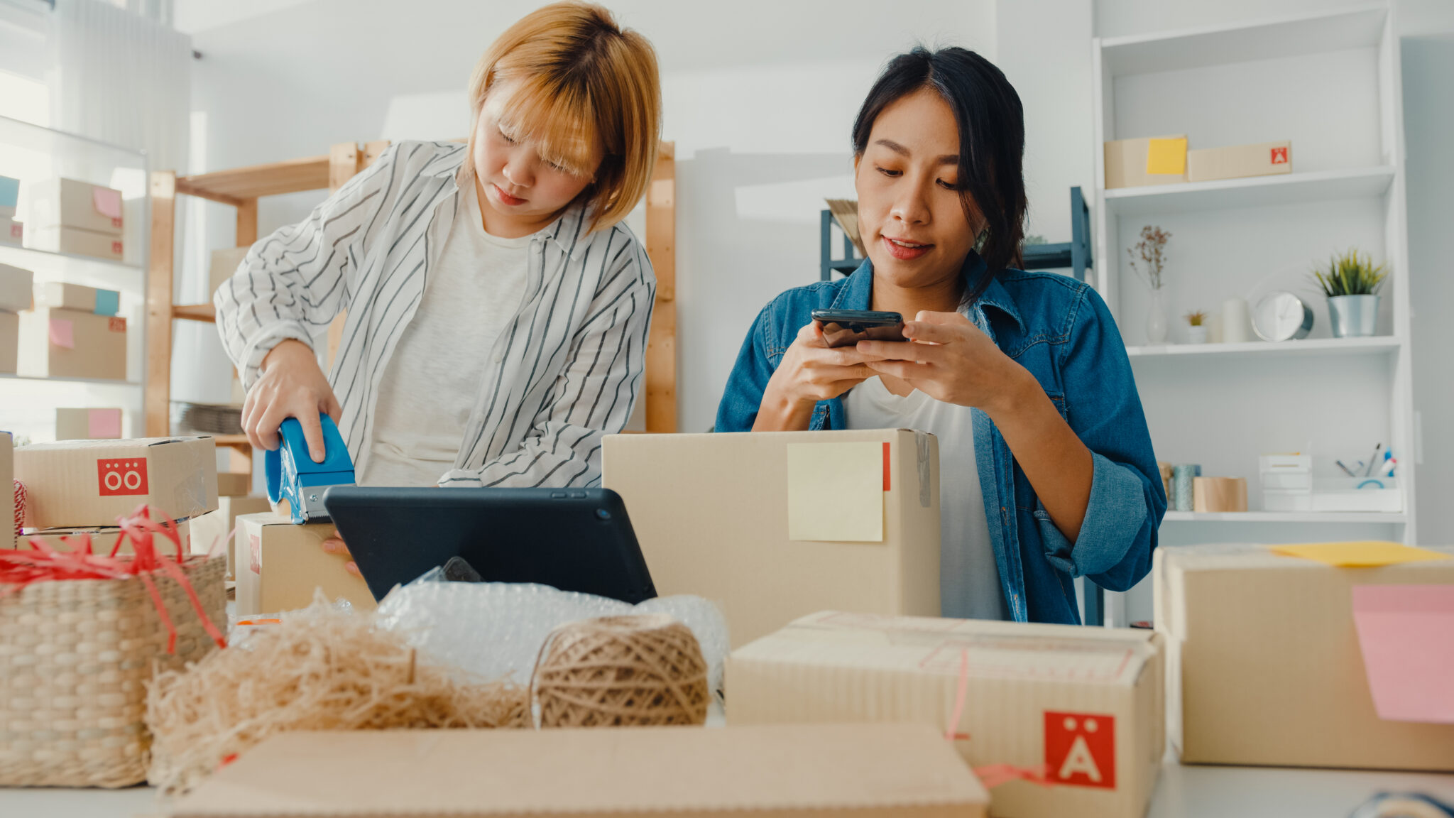 Selling Inventory Selling the Big Picture: Showcasing Bulk Inventory on Social Platforms